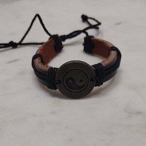 Bronze Yin Yang Black Leather Adjustable Bracelet BA-10